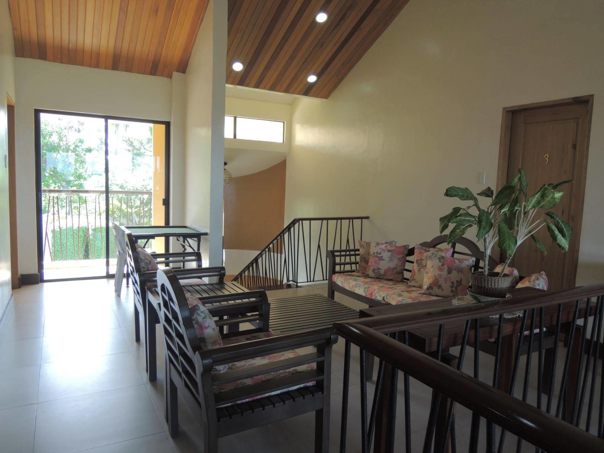 Palms Seaside Inn And Resort Medellin Экстерьер фото