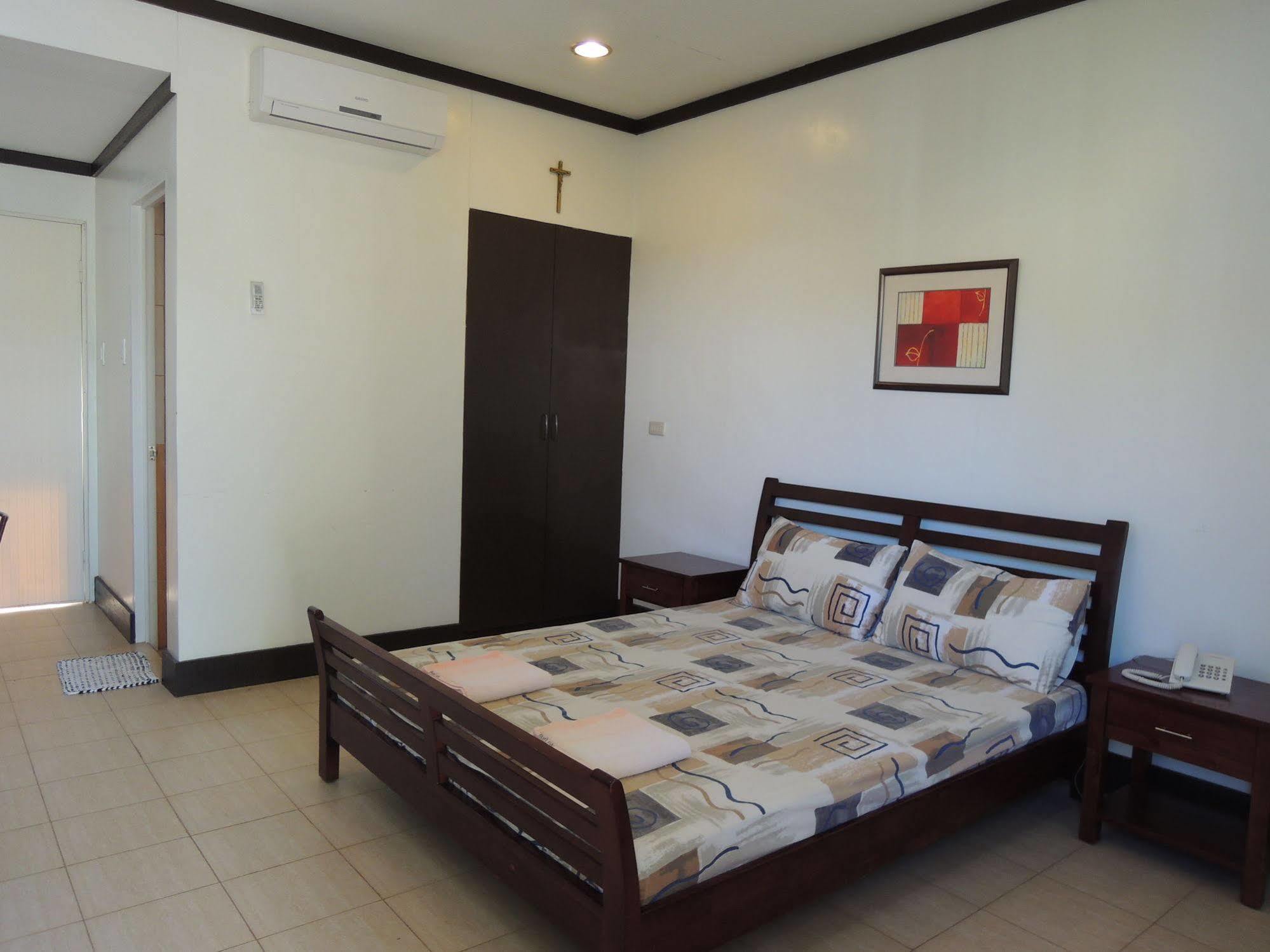 Palms Seaside Inn And Resort Medellin Экстерьер фото