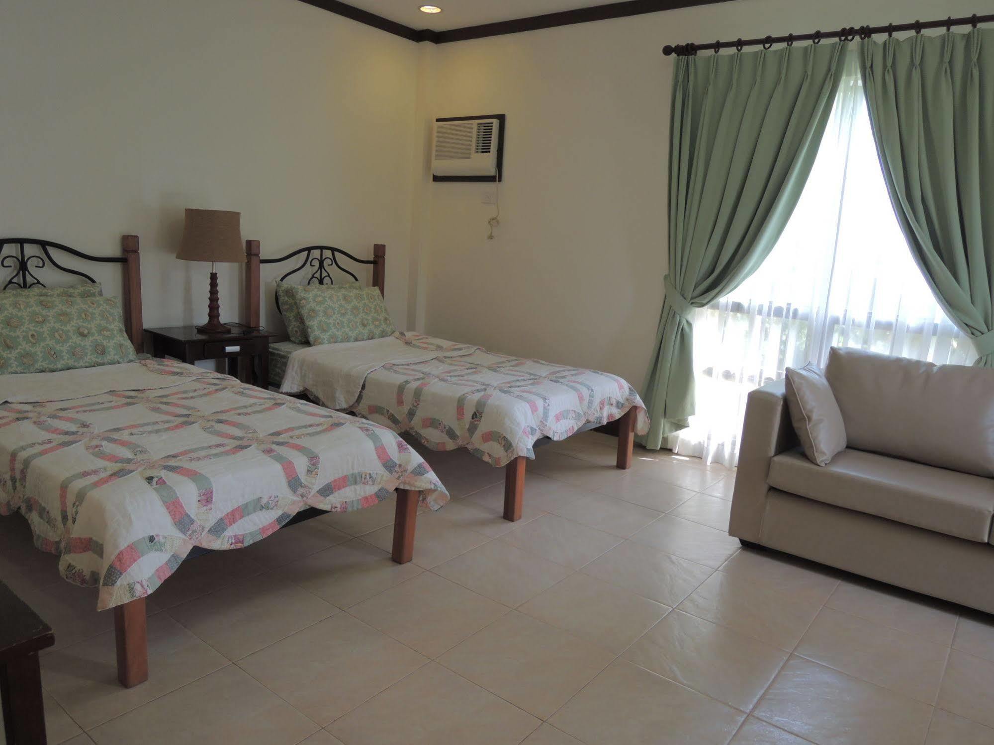 Palms Seaside Inn And Resort Medellin Экстерьер фото